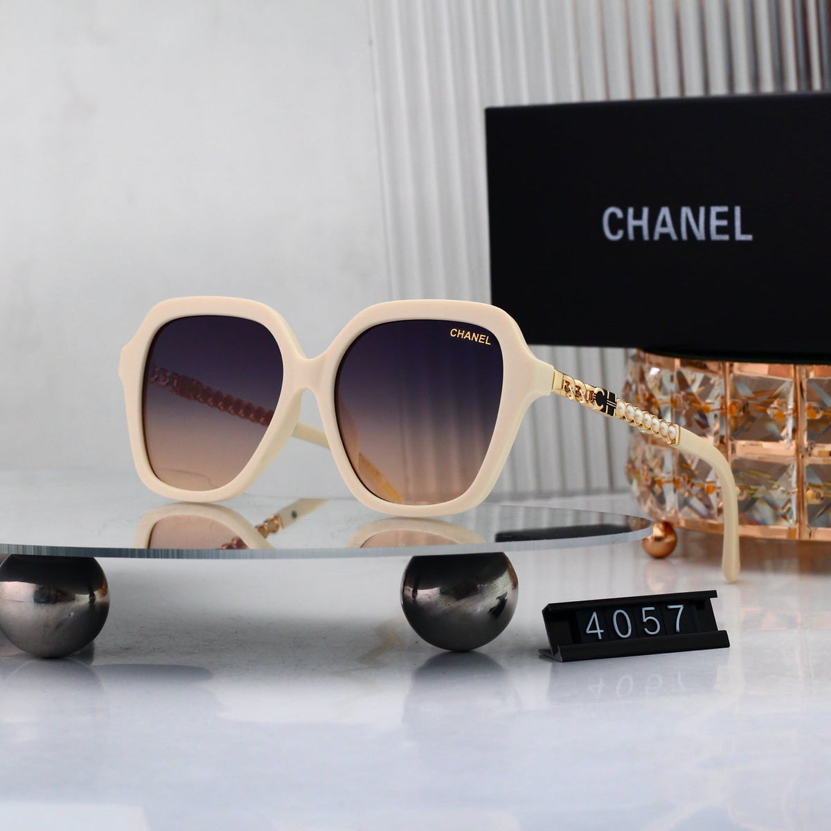 New Stylish Sunglasses-83 product image 2, provided for visual reference and product detail review