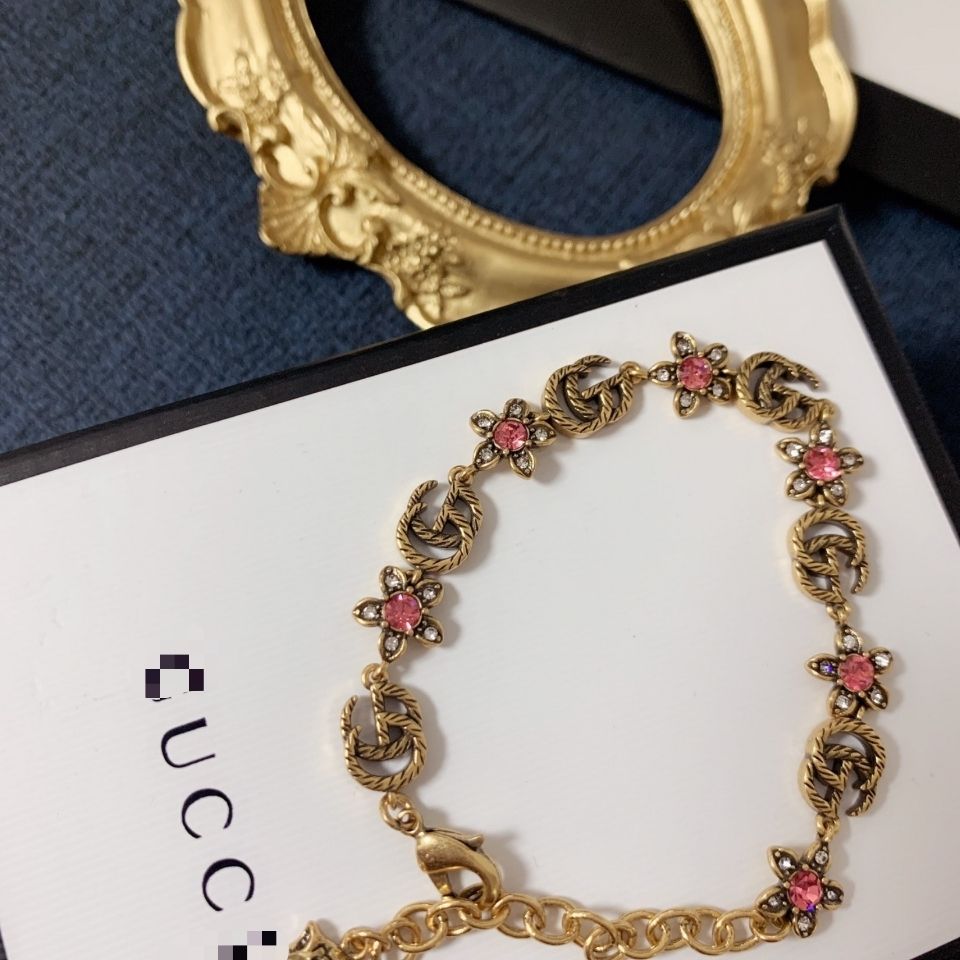 Retro British Style Bracelet product image 4, provided for visual reference and product detail review