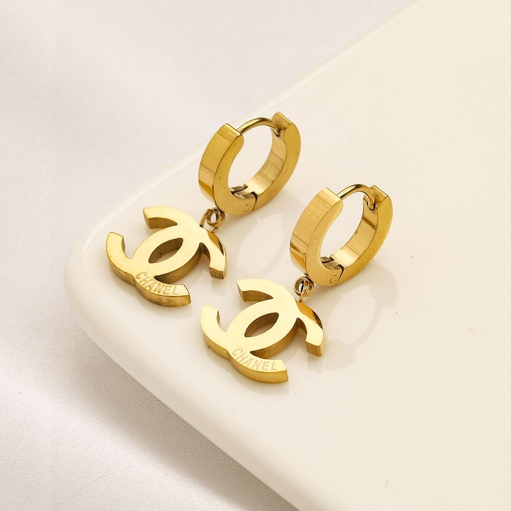 Xiaofeng Titanium Double C Earrings product image 1, provided for visual reference and product detail review