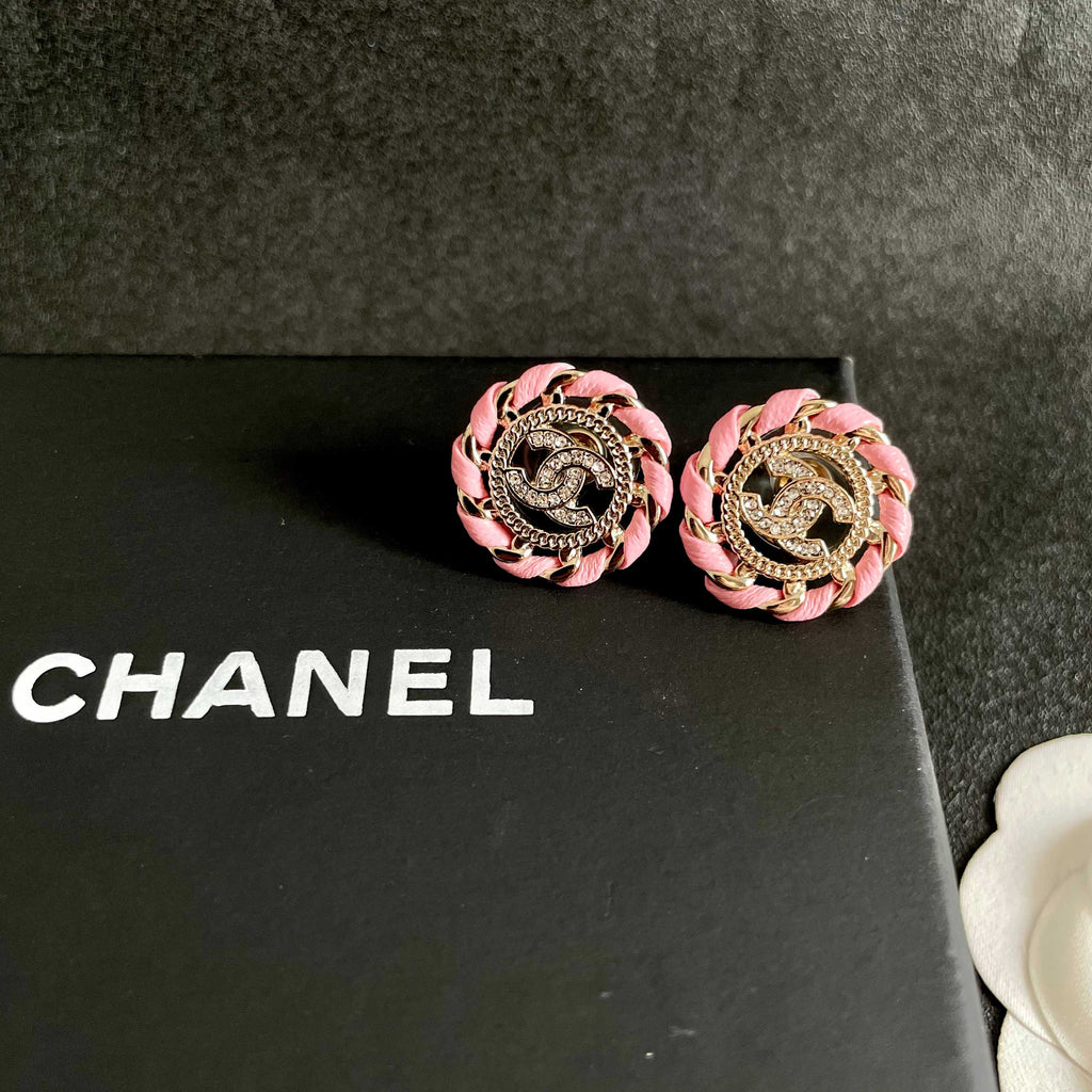 High-Quality Stud Earrings-133 product image 6, provided for visual reference and product detail review