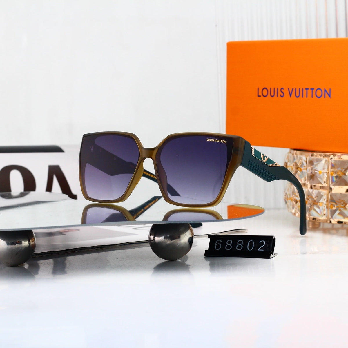 New Stylish Sunglasses-49 product image 5, provided for visual reference and product detail review