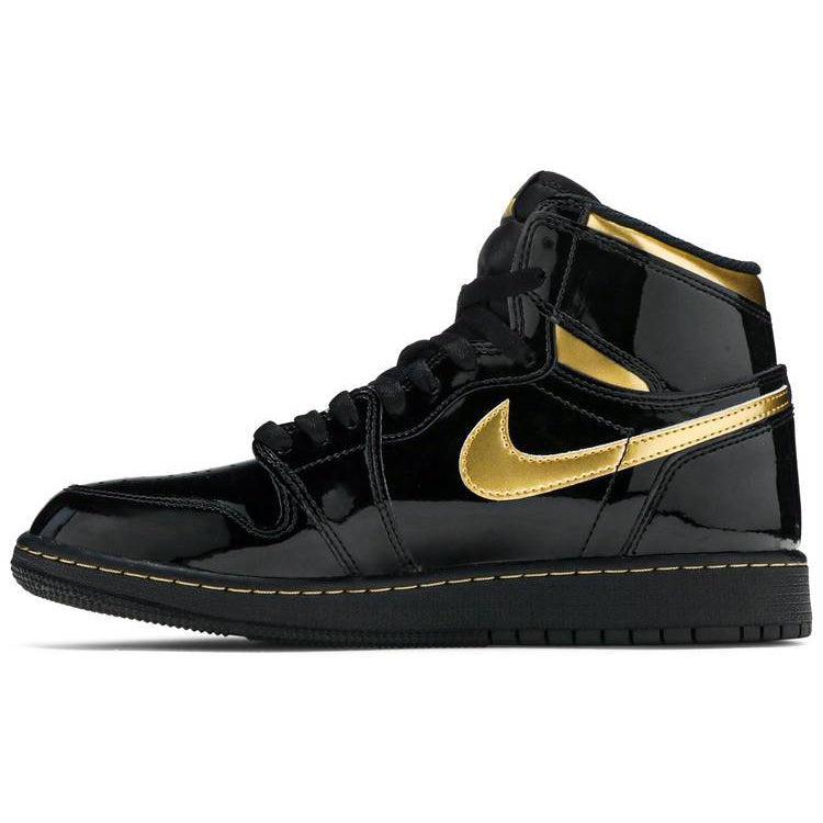 Nike Air Jordan 1 Retro High OG GS 'Black Metallic Gold' product image 2, provided for visual reference and product detail