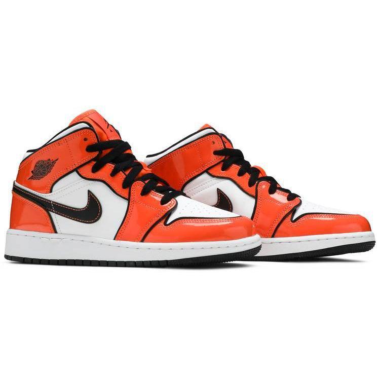 Nike Air Jordan 1 Mid SE GS 'Turf Orange' product image 4, provided for visual reference and product detail review