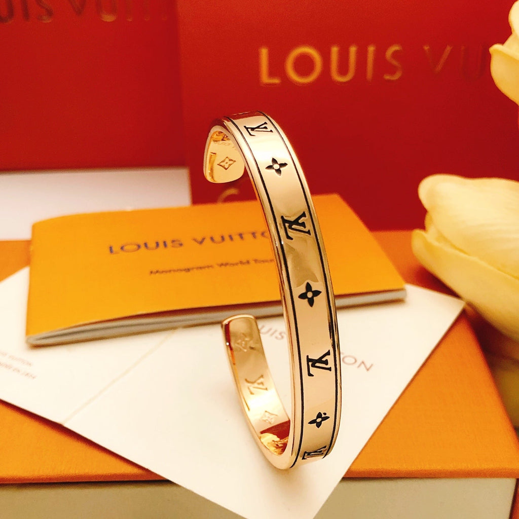 High-Quality Polished Bangle product image 5, provided for visual reference and product detail review