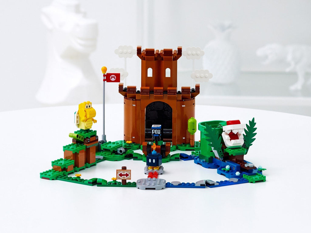71362 LEGO Guarded Fortress Expansion Set product image 3, provided for visual reference and product detail review