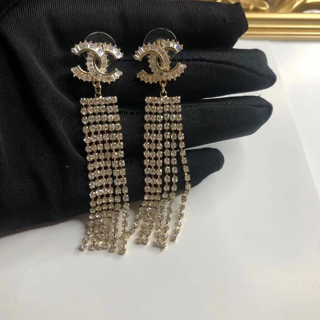 Small Fragrant Vintage Earrings product image 34, provided for visual reference and product detail review