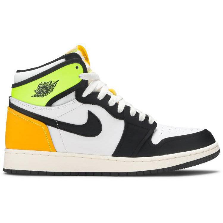 Nike Air Jordan 1 Retro High OG GS 'Volt Gold' product image 1, provided for visual reference and product detail review