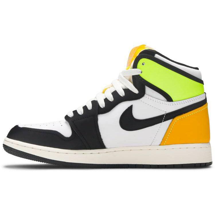 Nike Air Jordan 1 Retro High OG GS 'Volt Gold' product image 2, provided for visual reference and product detail review