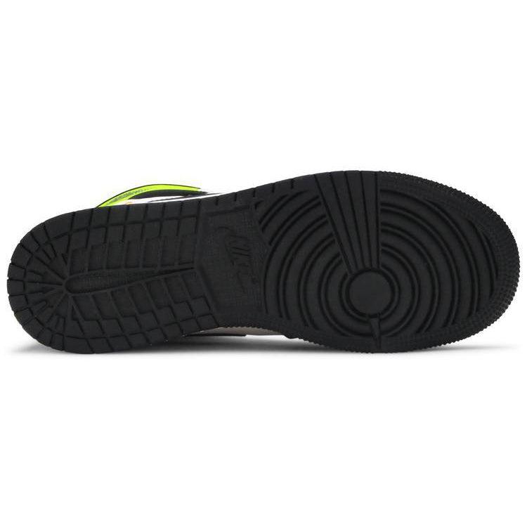 Nike Air Jordan 1 Retro High OG GS 'Volt Gold' product image 3, provided for visual reference and product detail review