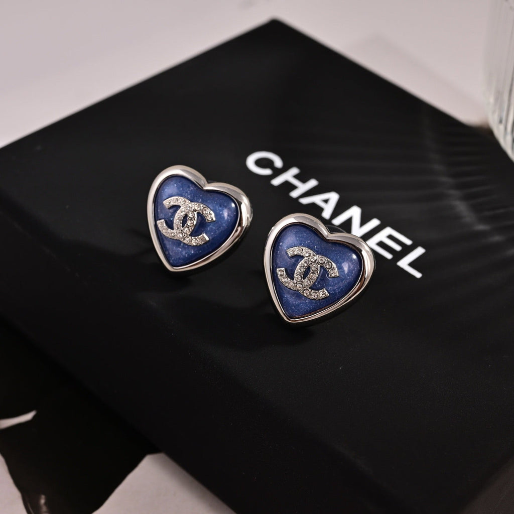 High-Quality Stud Earrings-121 product image 5, provided for visual reference and product detail review