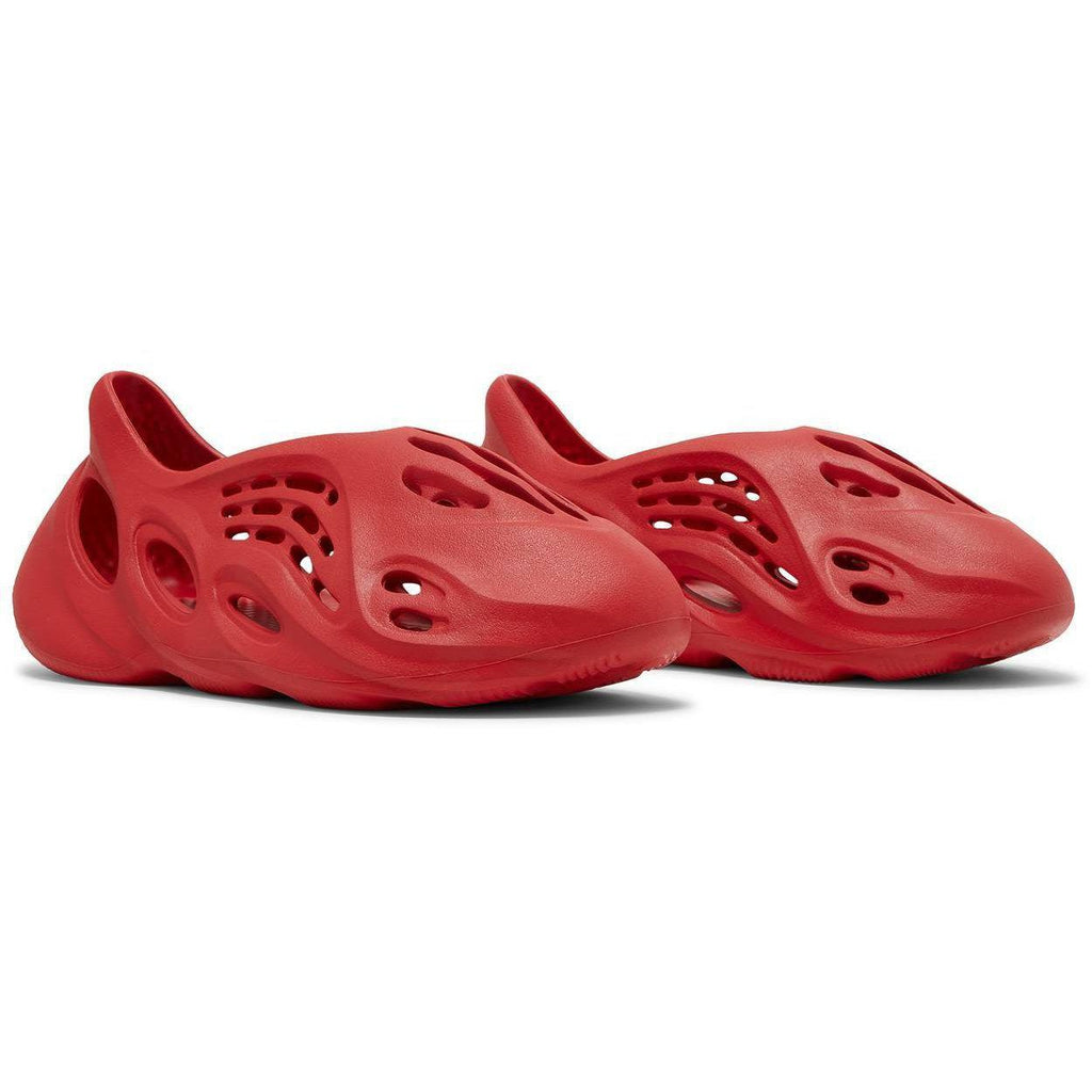 Yeezy Foam Runner 'Vermilion' product image 2, provided for visual reference and product detail review