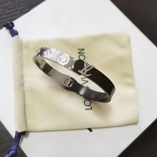 2022 high-grade titanium steel bracelet product image 1, provided for visual reference and product detail review