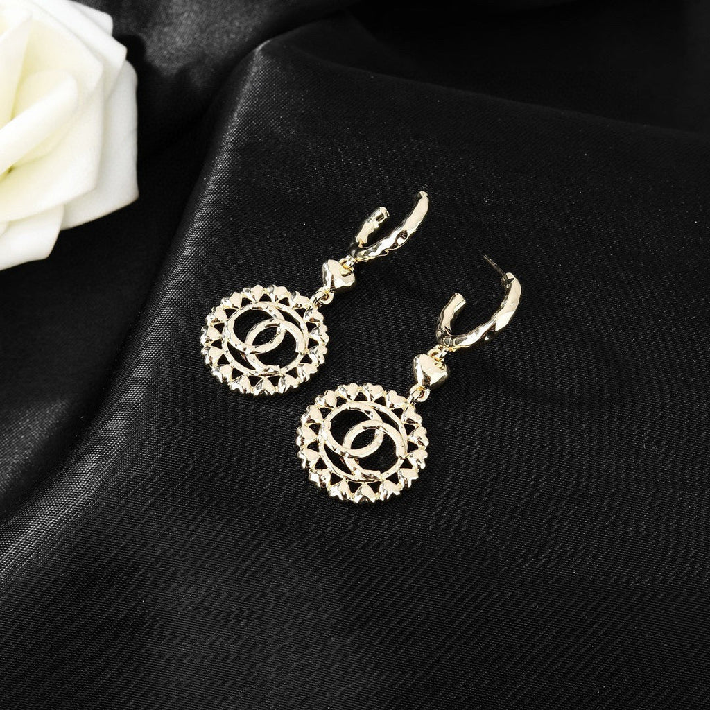 High-Quality Stud Earrings-170 product image 2, provided for visual reference and product detail review