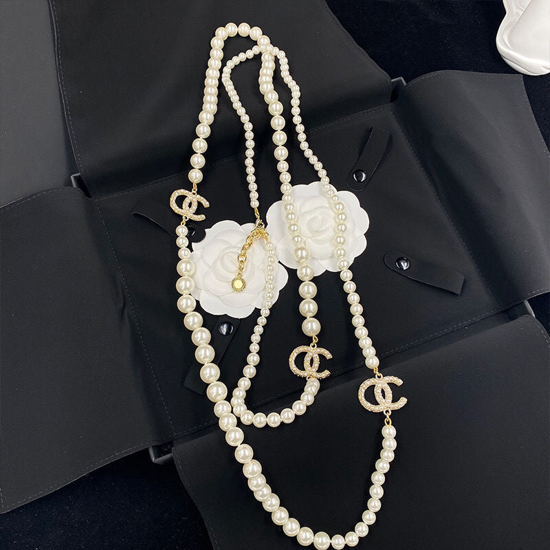 New pearl necklace product image 3, provided for visual reference and product detail review