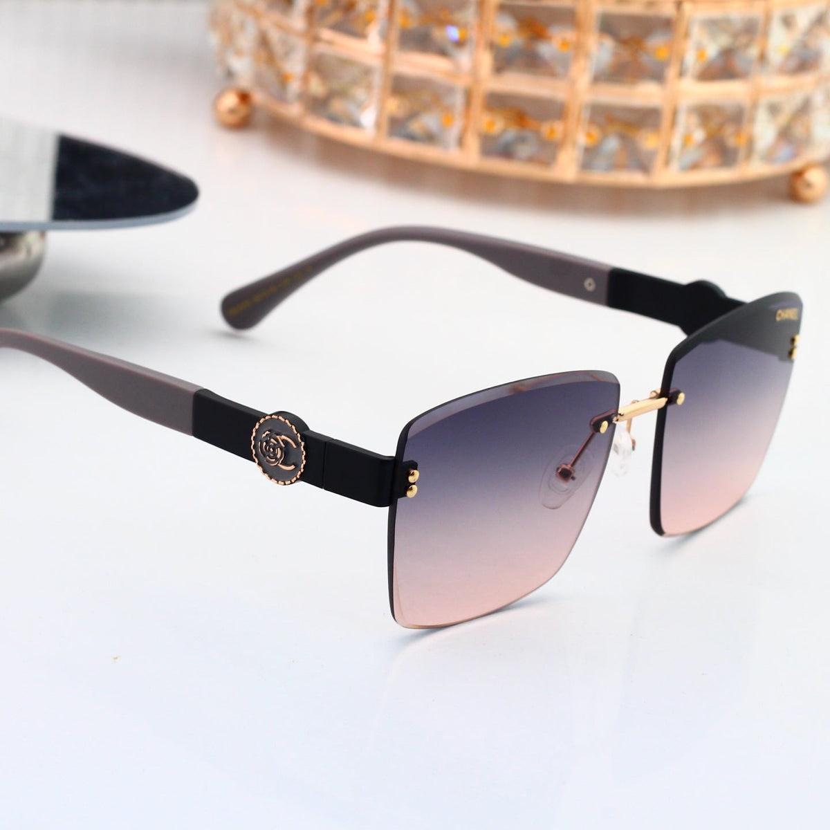 New Stylish Sunglasses-82 product image 6, provided for visual reference and product detail review
