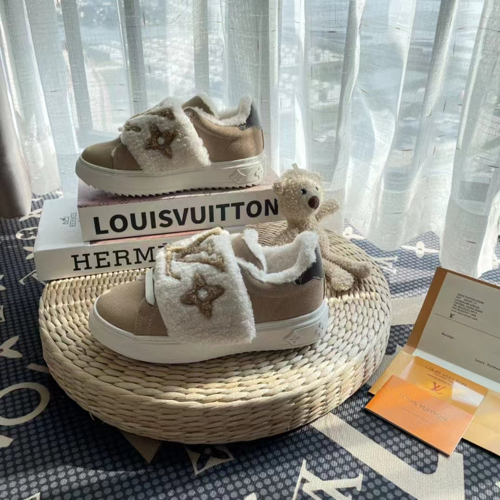 2023 VL Velcro lamb hair sneakers product image 5, provided for visual reference and product detail review
