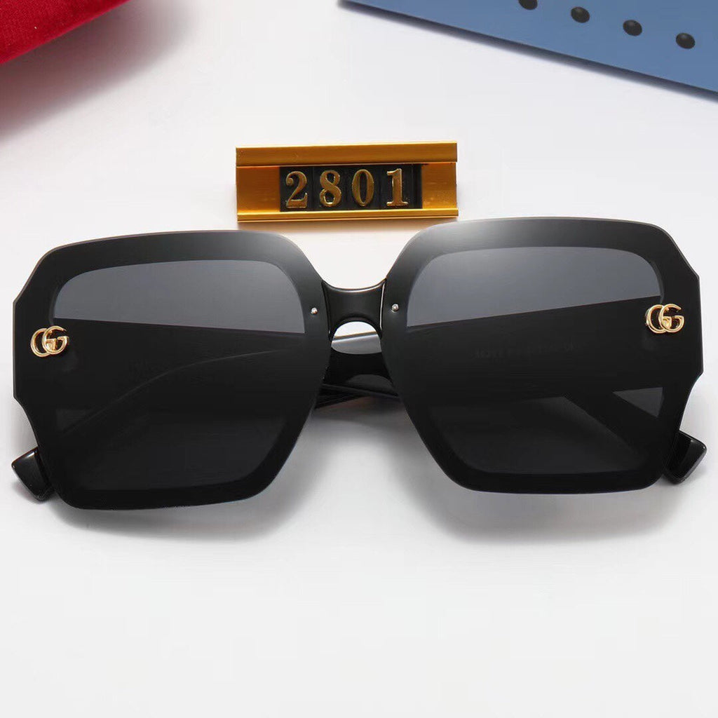 2022 New Ladies Fashion Classic Sunglasses product image 6, provided for visual reference and product detail review