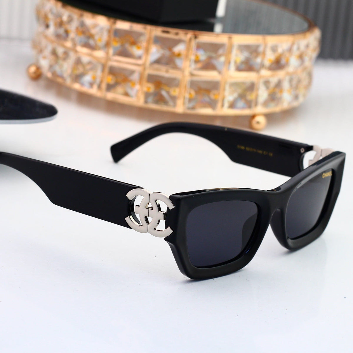 New Stylish Sunglasses-72 product image 8, provided for visual reference and product detail review