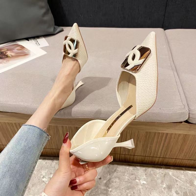 Fashion New CC pointed toe high heels product image 2, provided for visual reference and product detail review