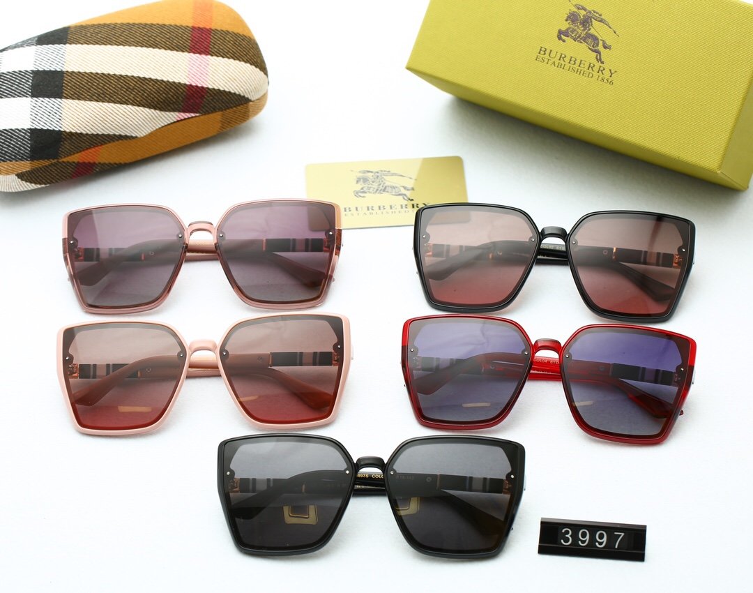 5 Colors Stripe Decoration Square Polarized Sunglasses product image 1, provided for visual reference and product detail
