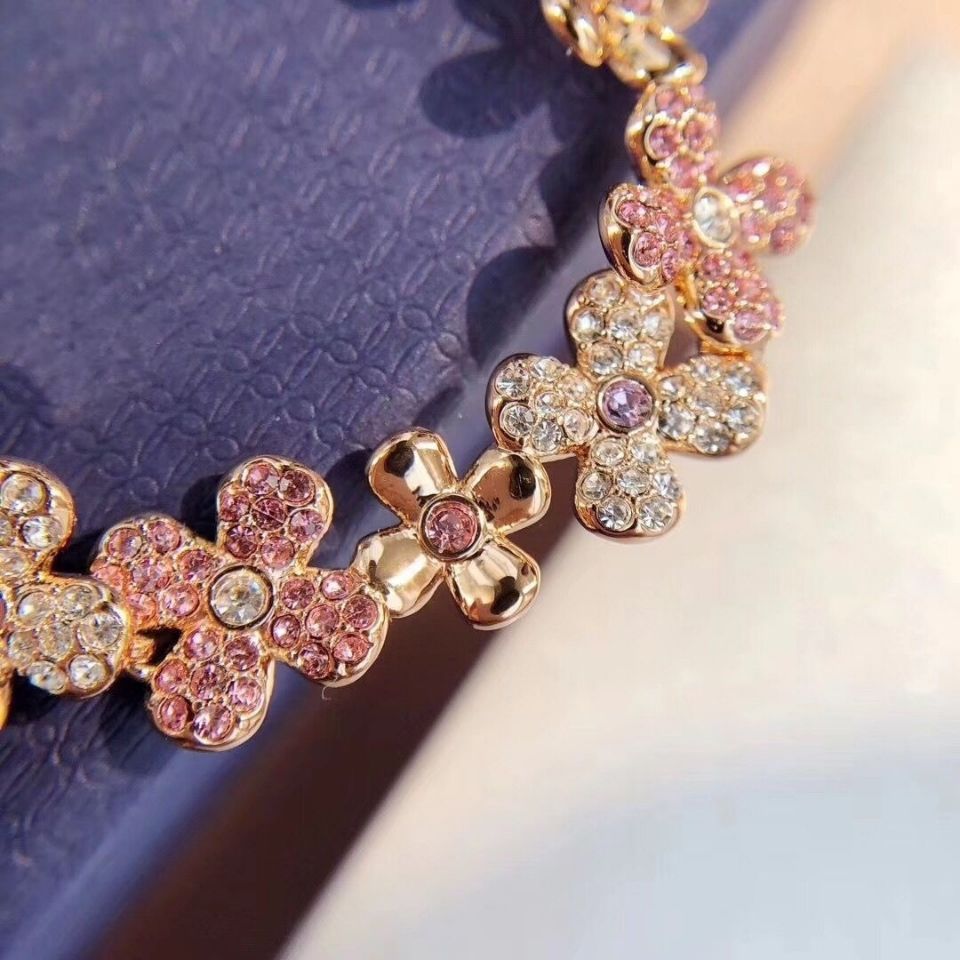 Flower Decorative Bracelet product image 3, provided for visual reference and product detail review