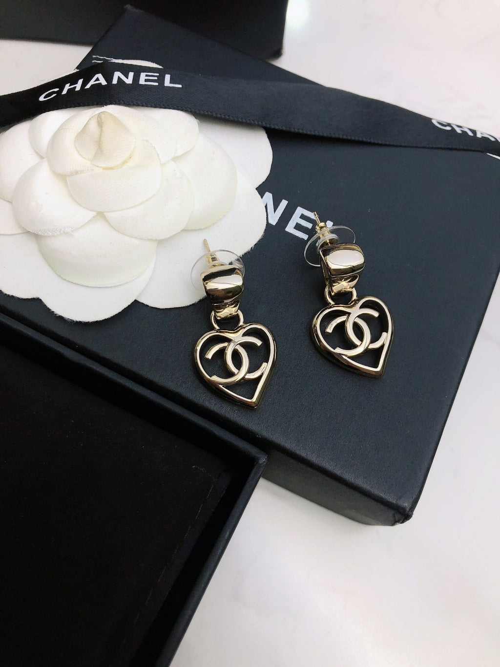High-Quality Stud Earrings-122 product image 1, provided for visual reference and product detail review