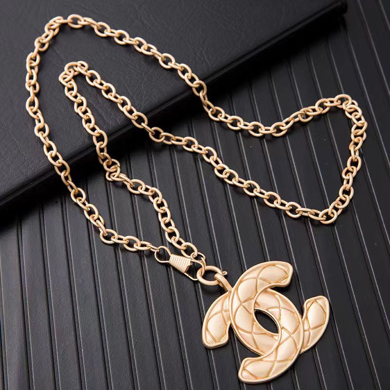 2023 New Fashion Necklace product image 8, provided for visual reference and product detail review