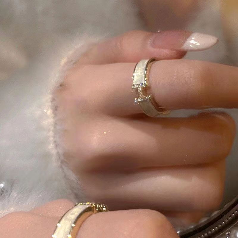 Small fragrant diamond Ring product image 8, provided for visual reference and product detail review