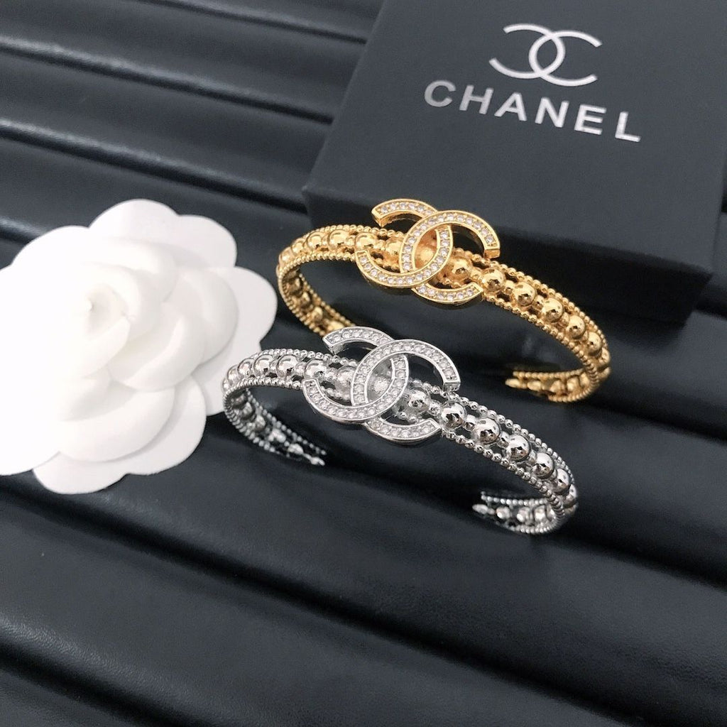 Diamond-set bracelet product image 1, provided for visual reference and product detail review