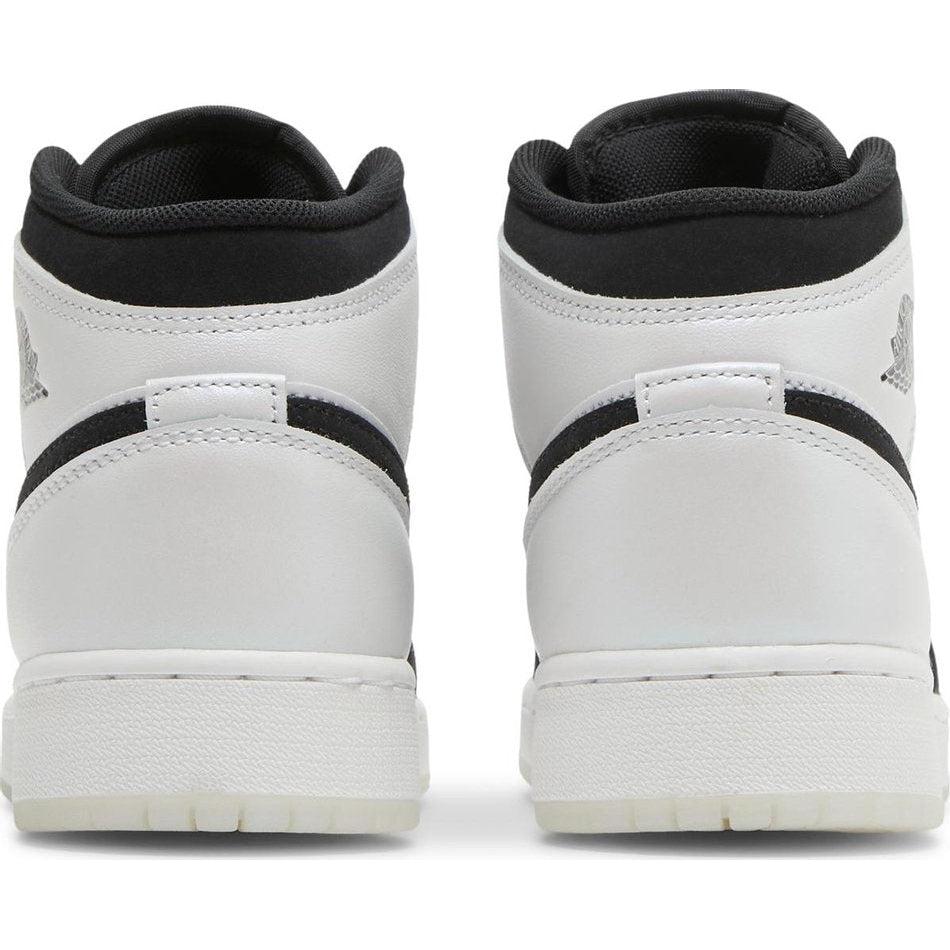 Nike Jordan 1 Mid Diamond Shorts (GS) product image 4, provided for visual reference and product detail review