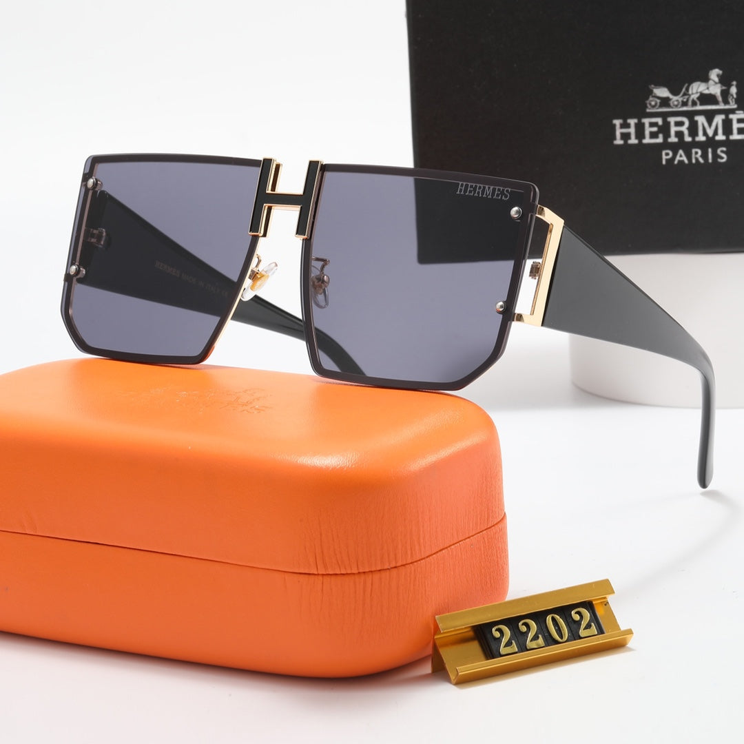 New Style Fashion Sunglasses For Summer product image 1, provided for visual reference and product detail review