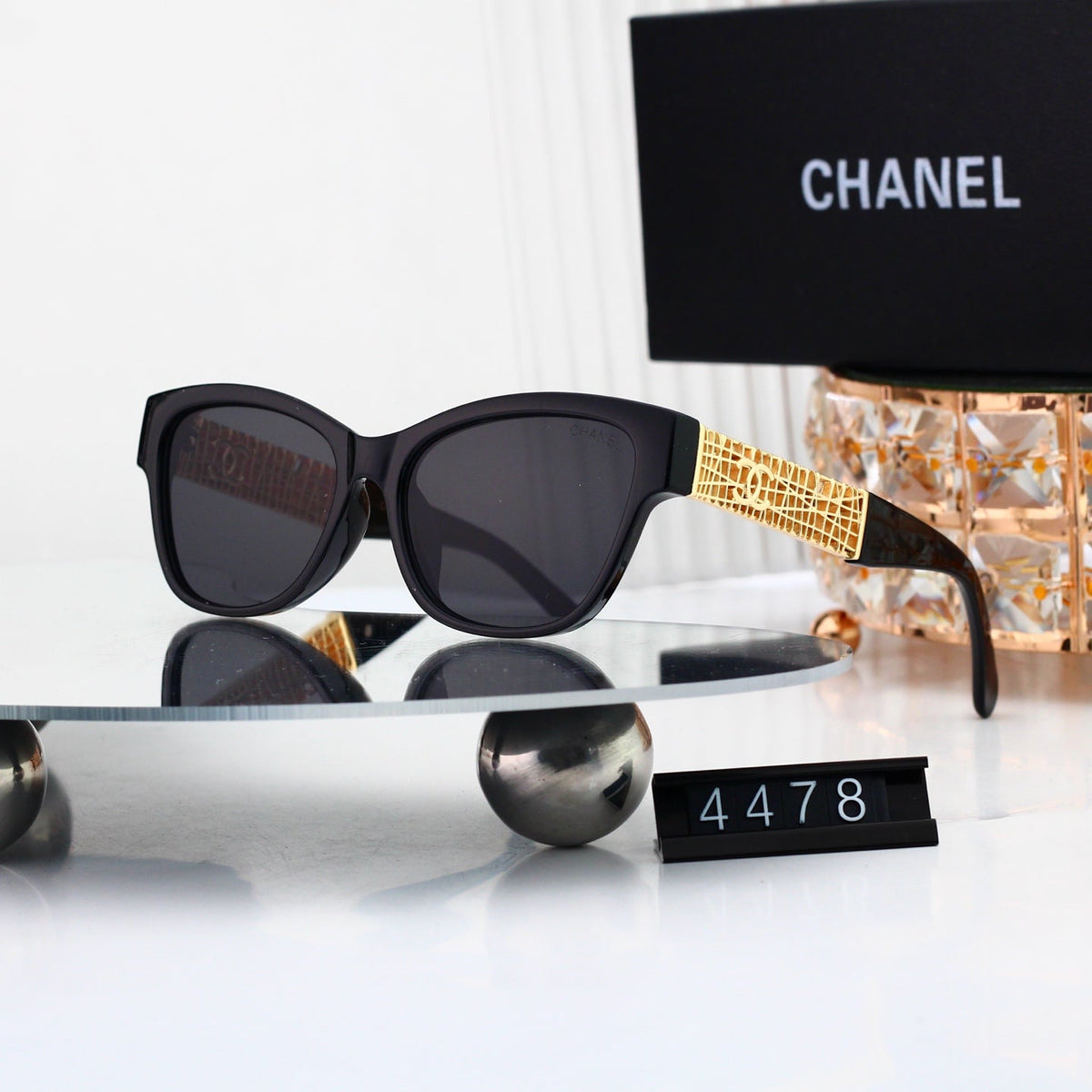 New Stylish Sunglasses-68 product image 1, provided for visual reference and product detail review