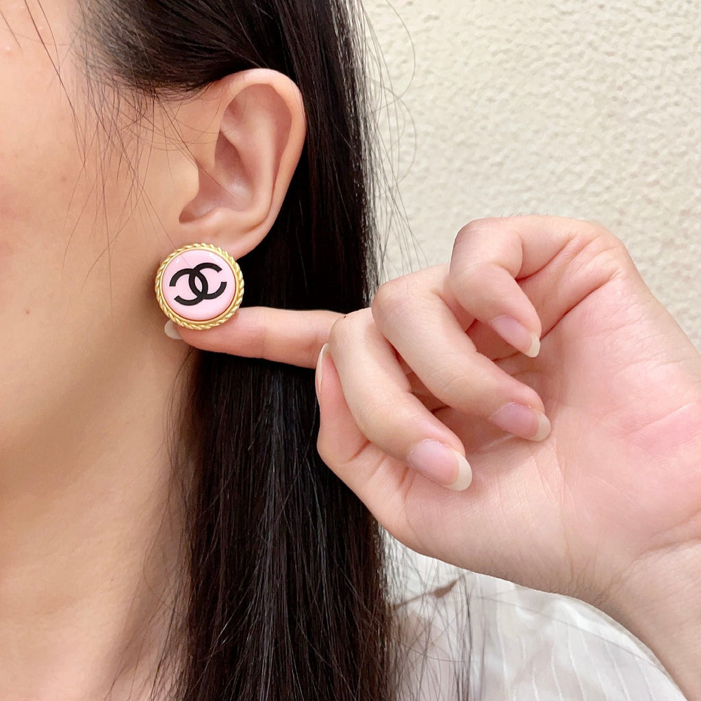 High-Quality Stud Earrings-128 product image 3, provided for visual reference and product detail review