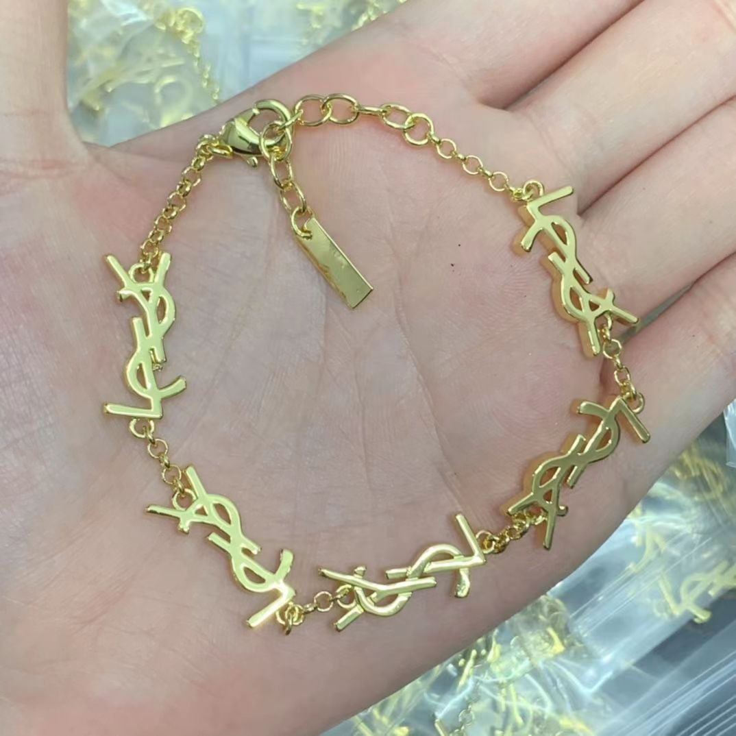 2023 New Fashion diamond Bracelet product image 8, provided for visual reference and product detail review