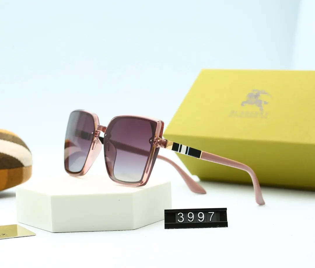 5 Colors Classical Square Polarized Women Sunglasses product image 2, provided for visual reference and product detail review