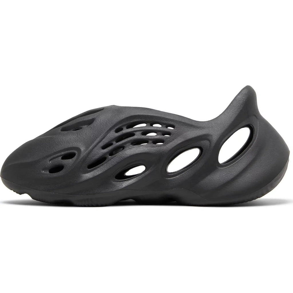 Yeezy Foam Runner 'Onyx' product image 2, provided for visual reference and product detail review