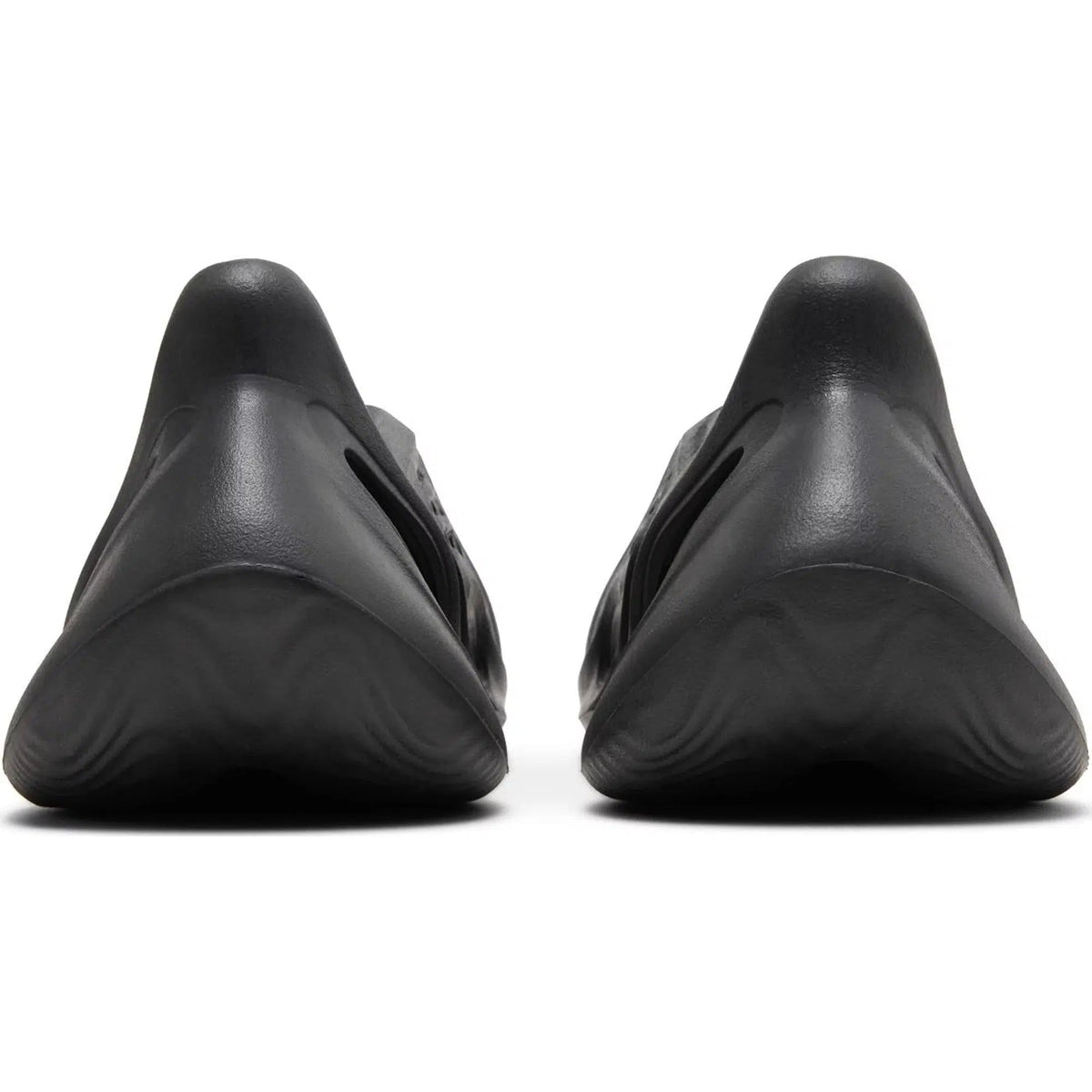 Yeezy Foam Runner 'Onyx' product image 4, provided for visual reference and product detail review