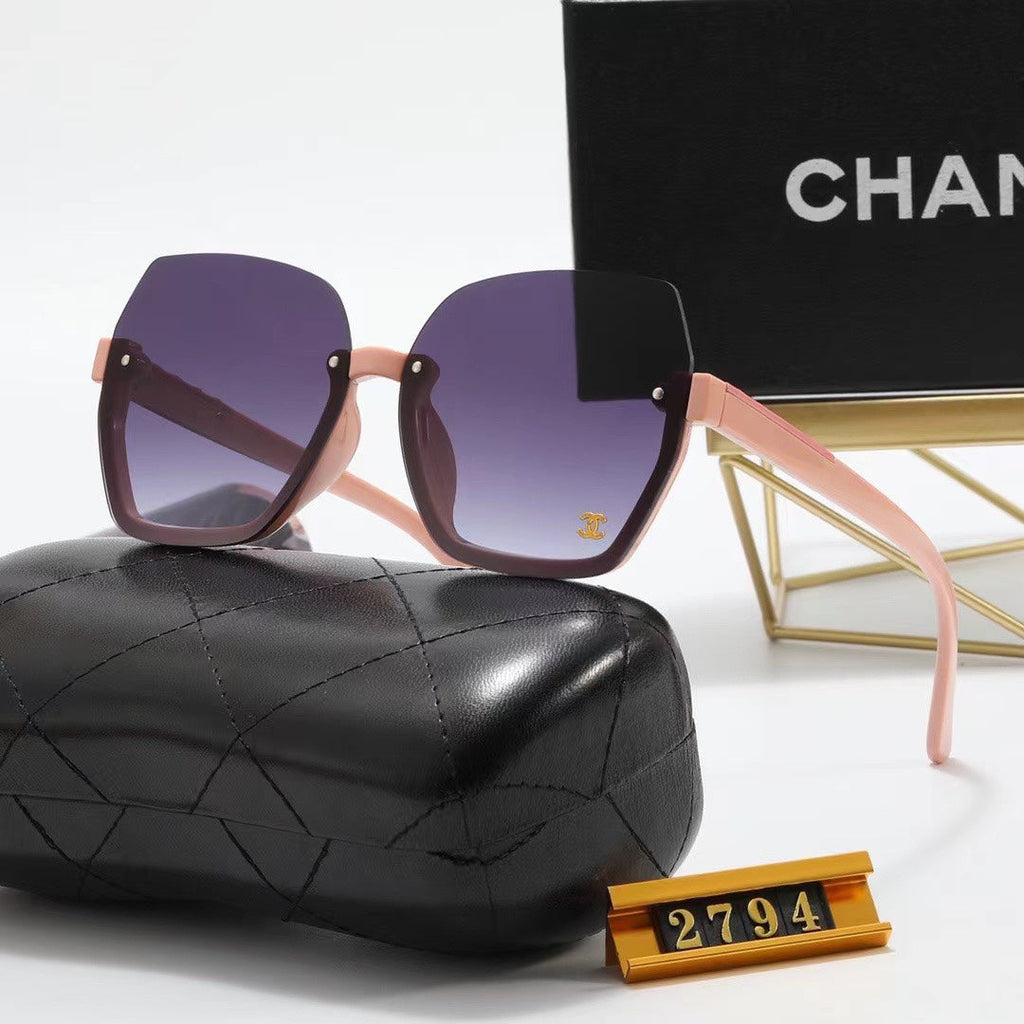 2022 Ladies Fashion Classic Sunglasses product image 3, provided for visual reference and product detail review