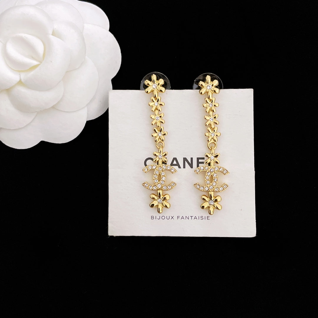 High-Quality Stud Earrings-199 product image 5, provided for visual reference and product detail review