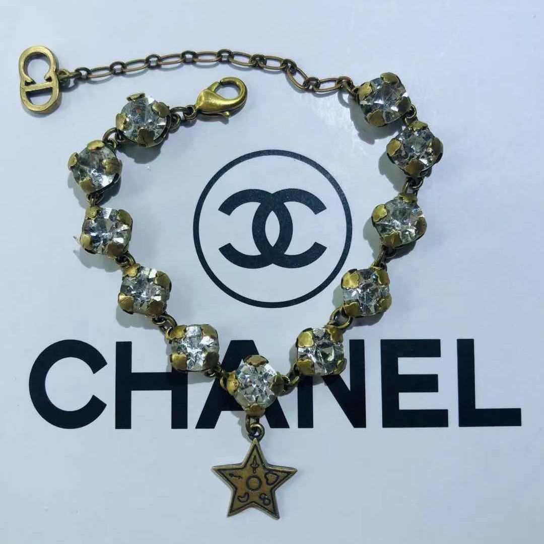 (Xiaoxiang Bracelet) Xiaoxiang Classic Vintage Bracelet product image 12, provided for visual reference and product detail