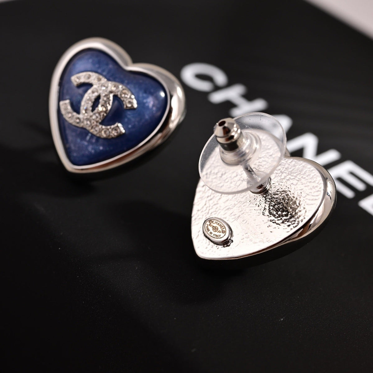 High-Quality Stud Earrings-121 product image 4, provided for visual reference and product detail review