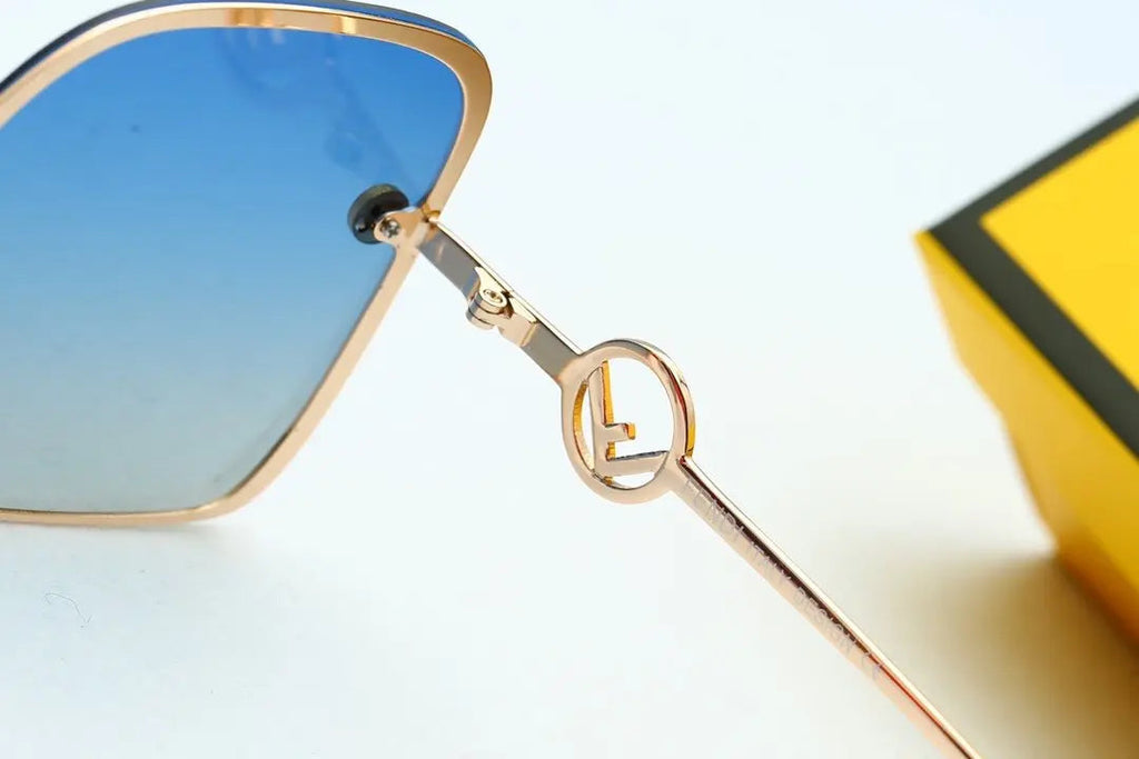 4 Colors Women Summer Sunglasses product image 9, provided for visual reference and product detail review
