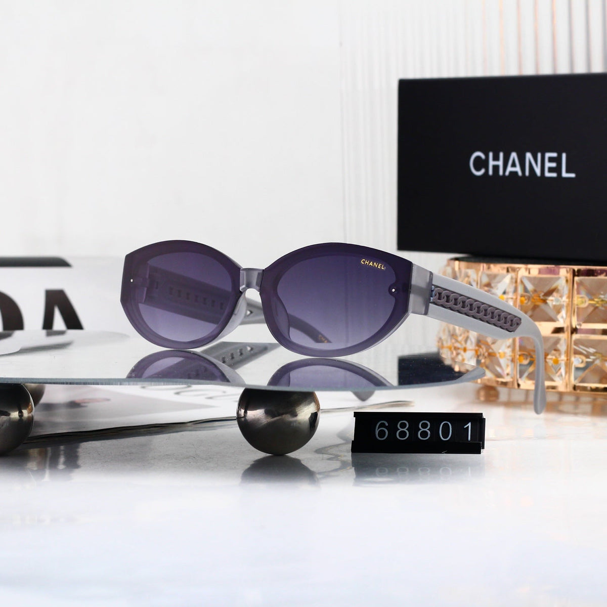 New Stylish Sunglasses-66 product image 5, provided for visual reference and product detail review
