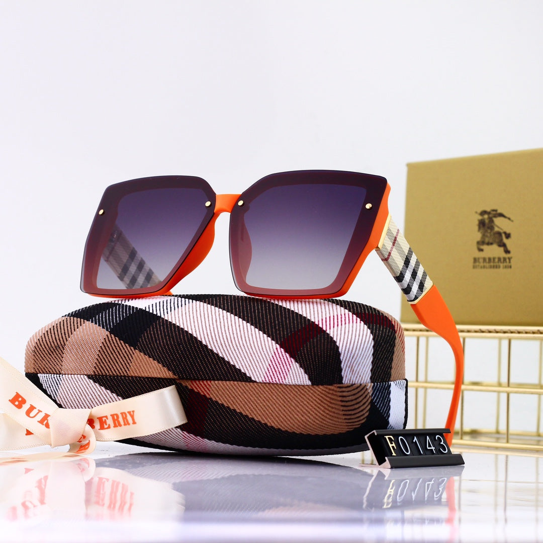 2022 New Ladies Fashion Classic Sunglasses product image 4, provided for visual reference and product detail review