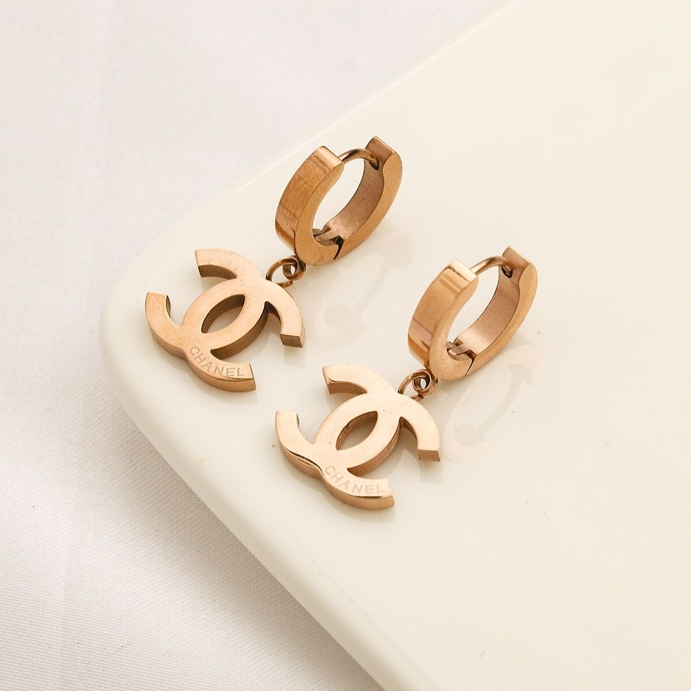 Xiaofeng Titanium Double C Earrings product image 3, provided for visual reference and product detail review