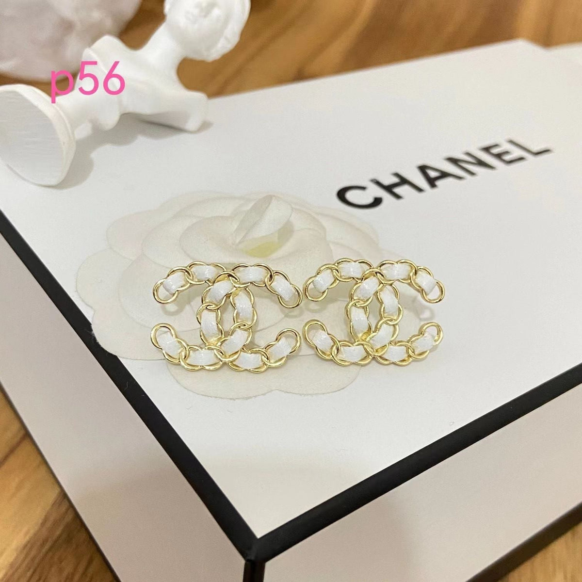 2022 New Small Fragrant Earrings product image 8, provided for visual reference and product detail review