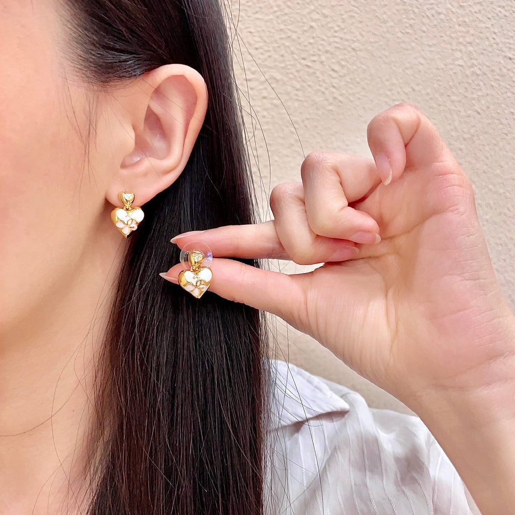 High-Quality Stud Earrings-197 product image 1, provided for visual reference and product detail review