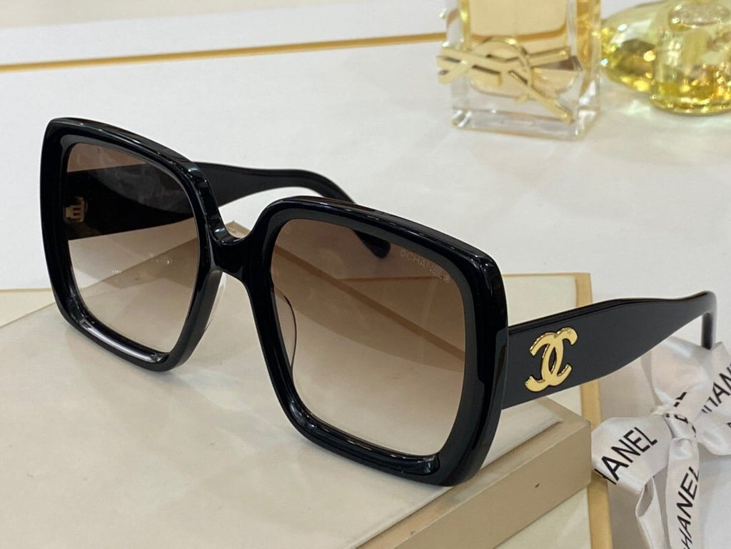 5 Colors Leg Polarized Sunglasses product image 6, provided for visual reference and product detail review