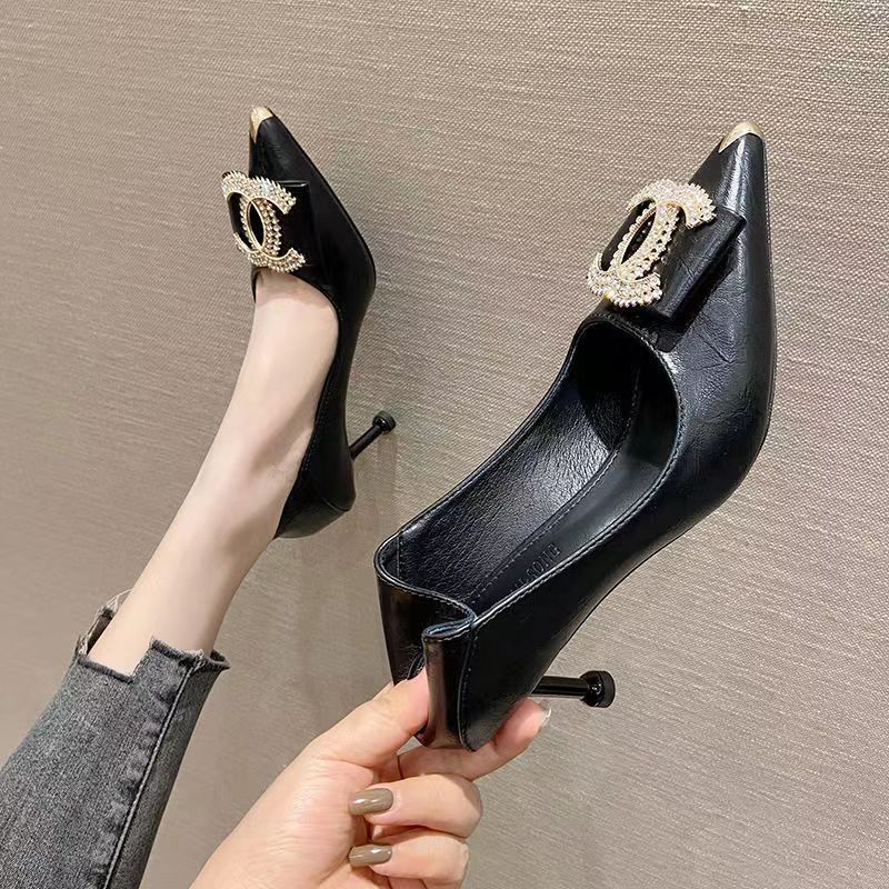 2023 CC diamond pointed toe high heels product image 4, provided for visual reference and product detail review