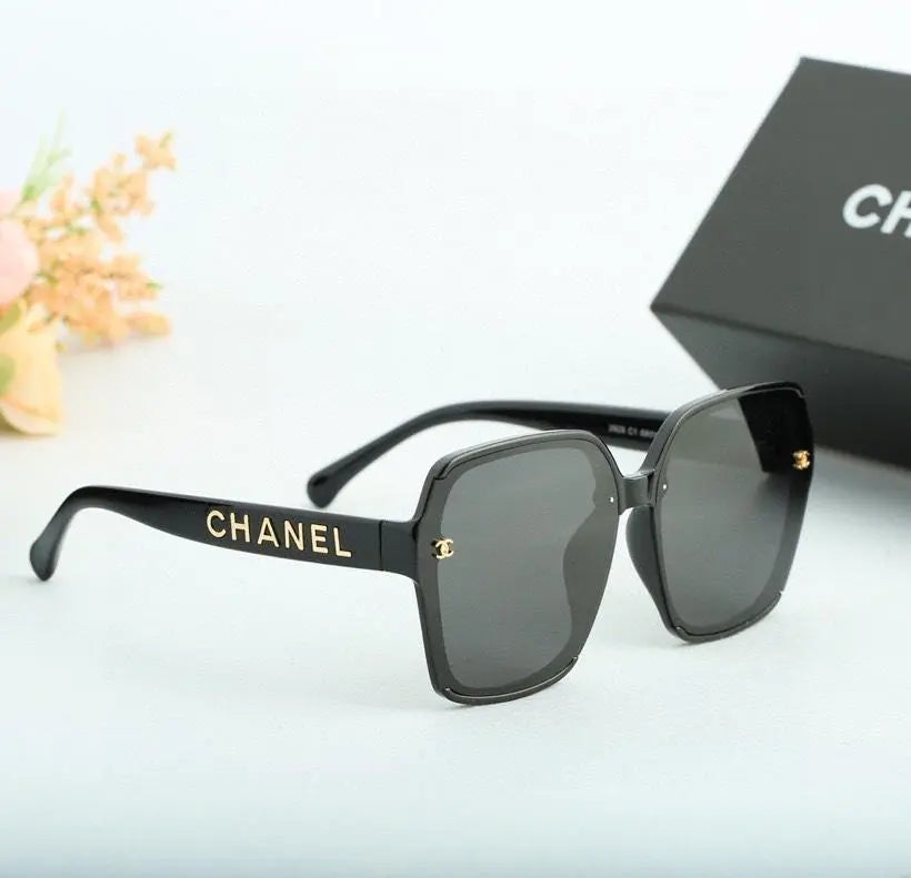 5 Colors Women Summer Polarized Sunglasses product image 8, provided for visual reference and product detail review